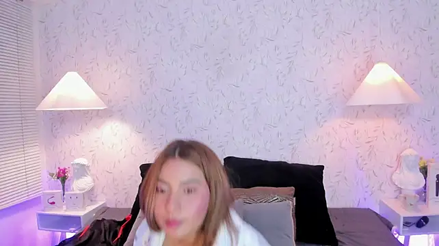 Natasha_Brm webcam