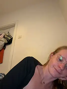 jannis1992 live cam on StripChat