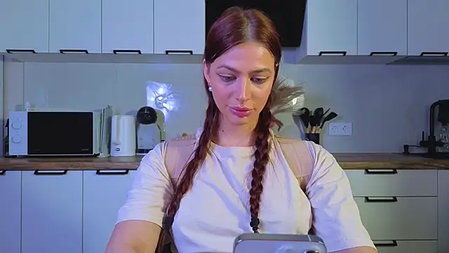 elizabell_rouge webcam