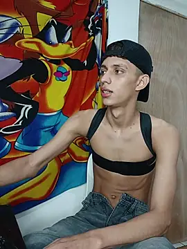 Alayn_sexy_ayes webcam