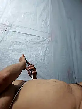 BigAss-69 webcam