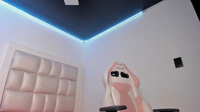 peyton__wat webcam