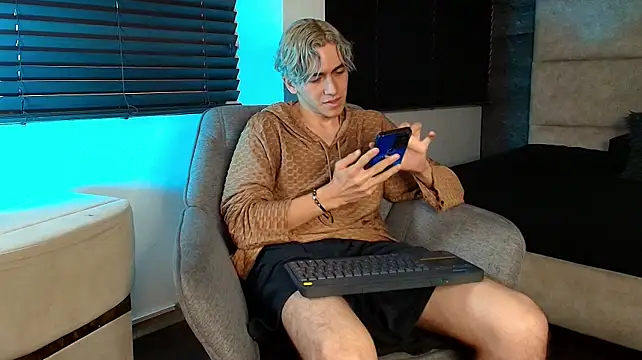 Tyler_Mcrey webcam