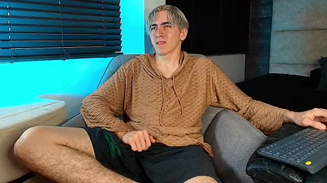 Tyler_Mcrey webcam