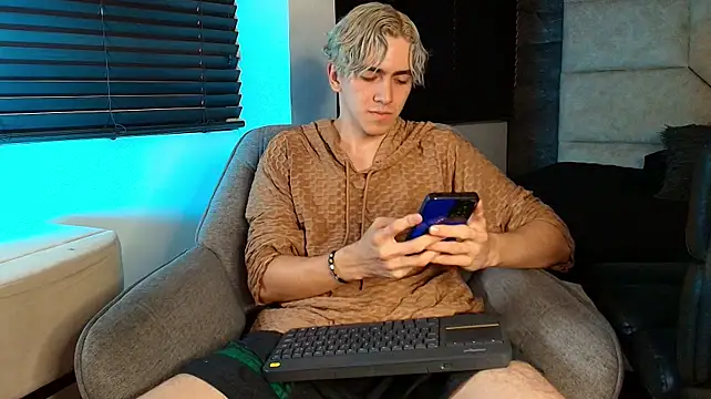 Tyler_Mcrey webcam