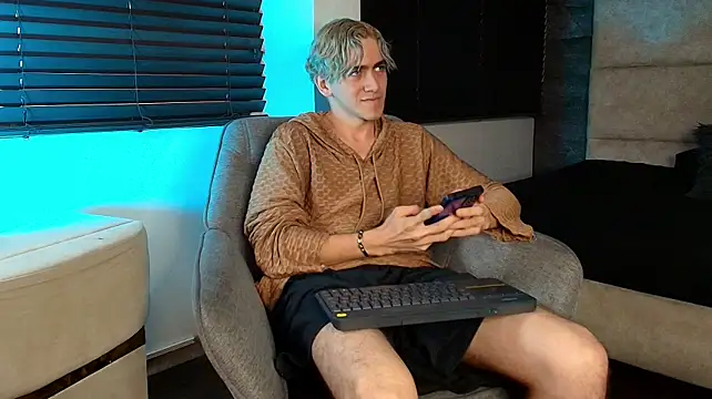 Tyler_Mcrey webcam