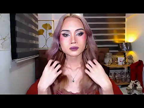 JuicyCockThea webcam