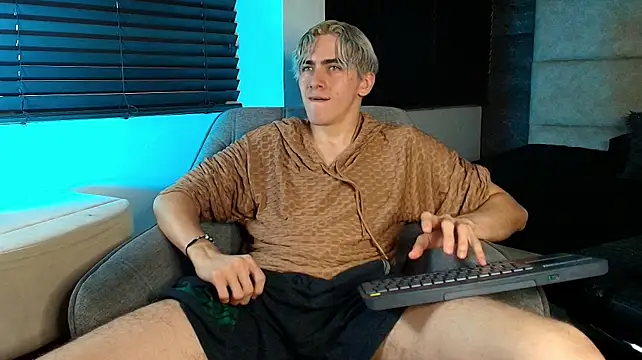 Tyler_Mcrey webcam