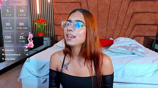 Sara_saaennz webcam