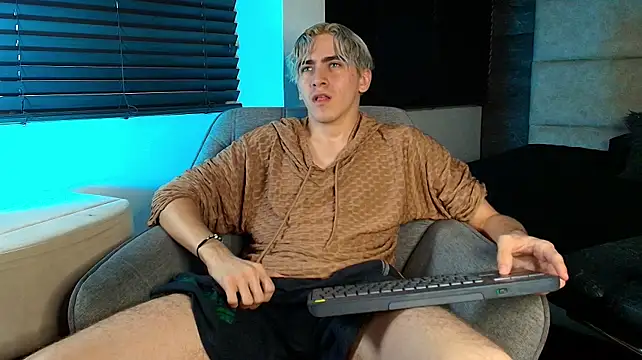 Tyler_Mcrey webcam