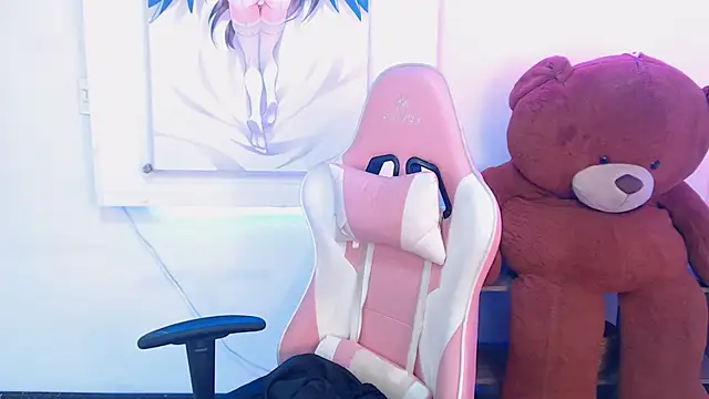 zoe_lynch77 (F young) - 🩰Sensual dance  + bouncing boobs