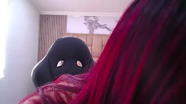 Anabella_Thompson