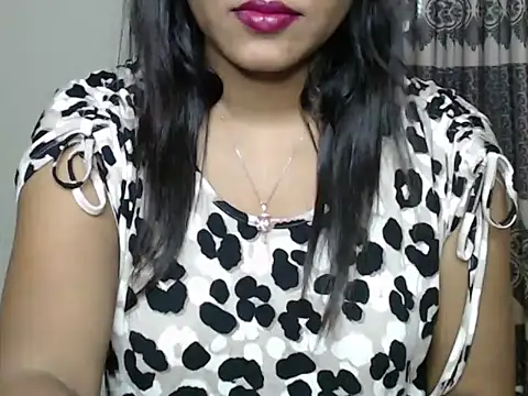 VelvetCoupleLive