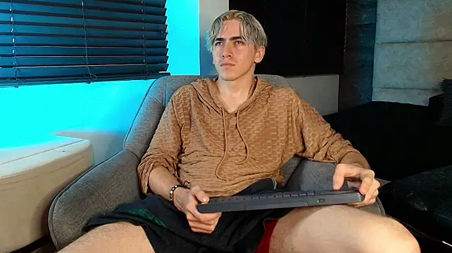 Tyler_Mcrey webcam