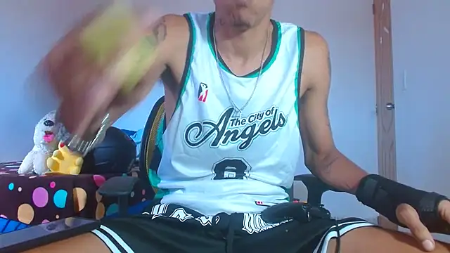 skinny23cm webcam