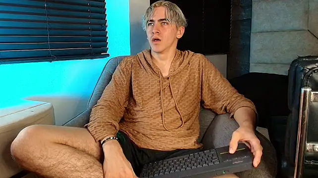 Tyler_Mcrey webcam
