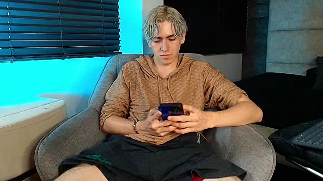 Tyler_Mcrey webcam