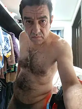 FernandoReuter7 live sex cam