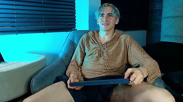 Tyler_Mcrey webcam
