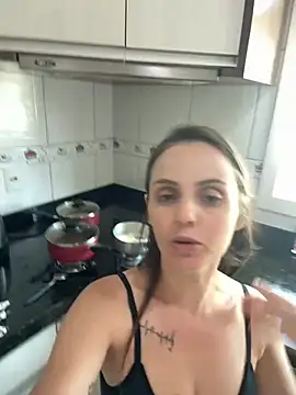 Evamoderninha live sex cam