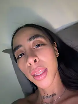 sophierooy22 webcam
