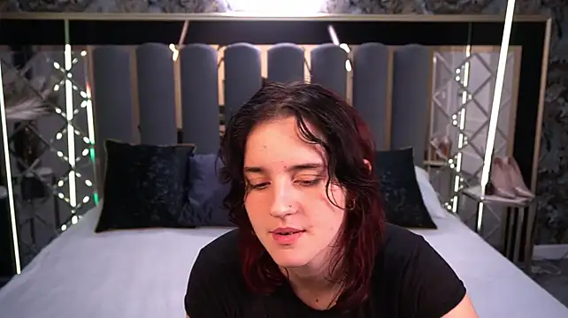 CassandraGold webcam