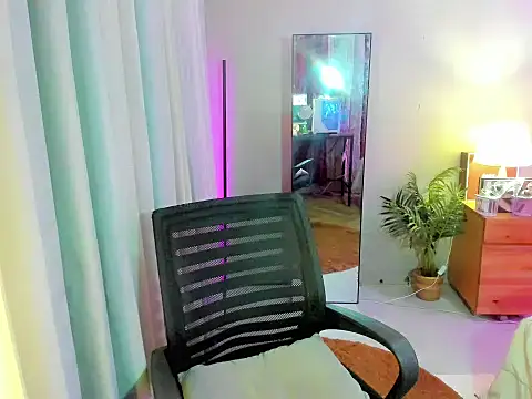 Miler_lover69 webcam