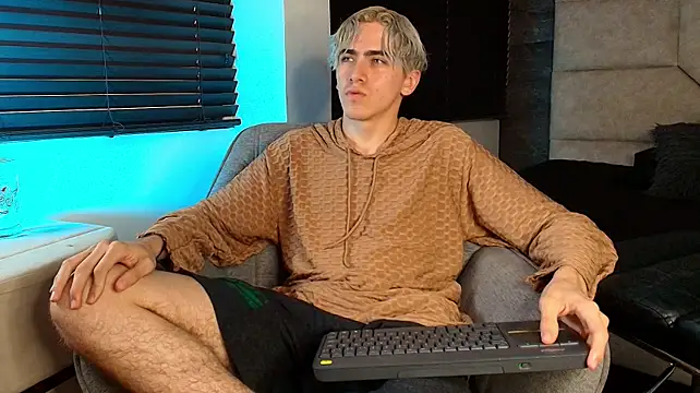 Tyler_Mcrey webcam