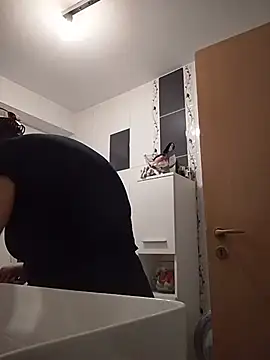 EmmaKrosss webcam