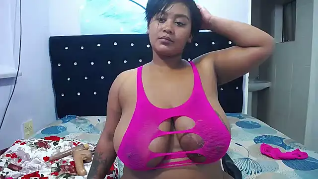sexydiamond15 webcam