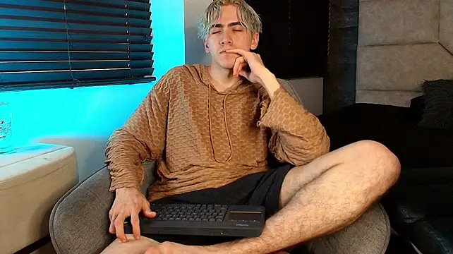 Tyler_Mcrey webcam