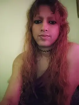 MmmMoniikaBabie webcam