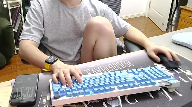 Adzard65 webcam