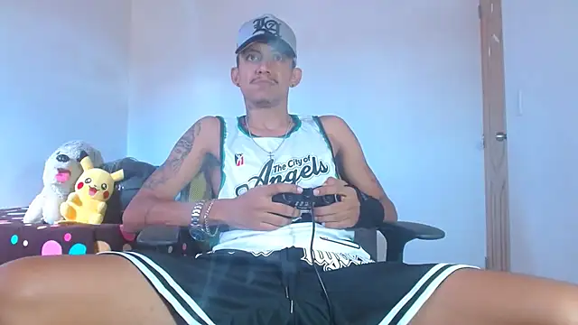 skinny23cm webcam