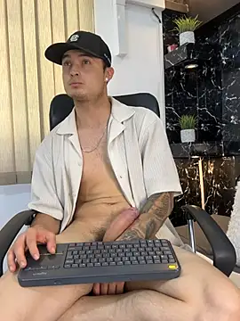 Alexander_ferre webcam
