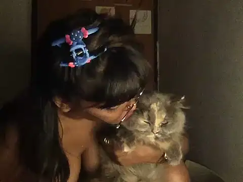 raveena_hot webcam