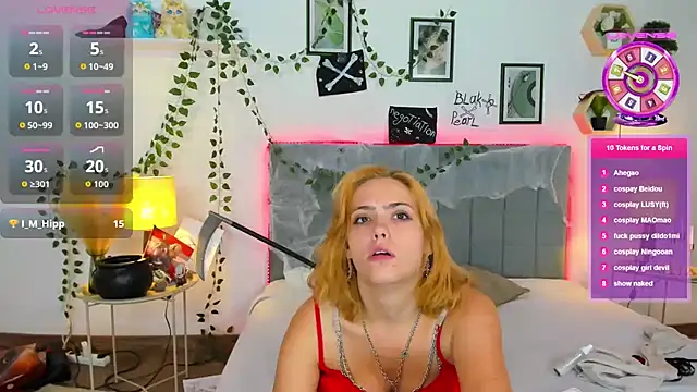 DellaRows webcam