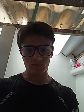 Davitfitnosuke