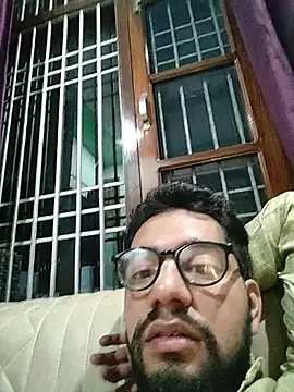 Handsome_guy_ webcam