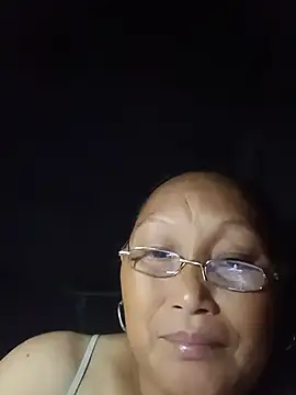 Juhi_09 webcam