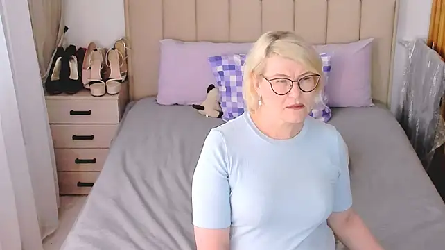 sabrinamacmarren webcam