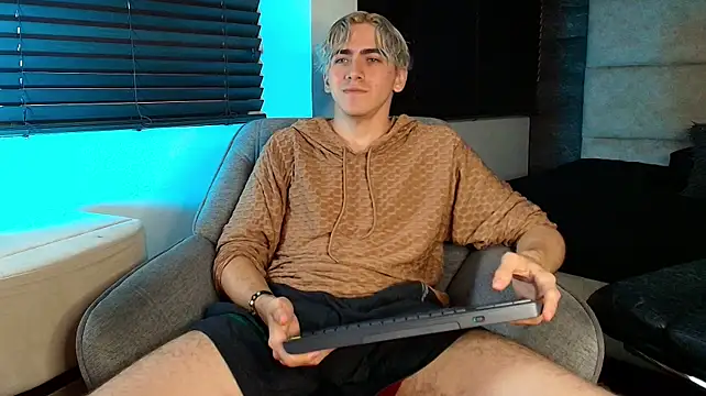 Tyler_Mcrey webcam