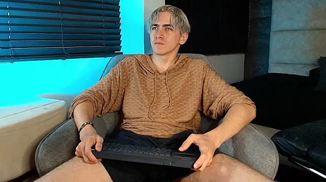 Tyler_Mcrey webcam