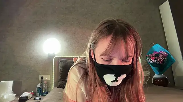Your_Little_Bear webcam