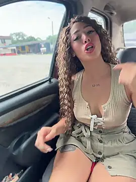 roxyrougee webcam
