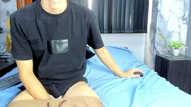 dracke_and_zara webcam