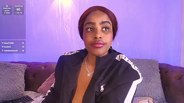 MelaniieBrown_ webcam