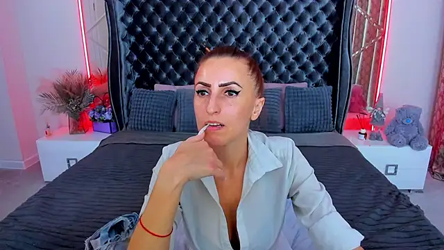 Rebecca_Diamond webcam