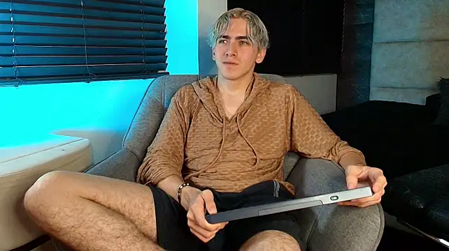 Tyler_Mcrey webcam