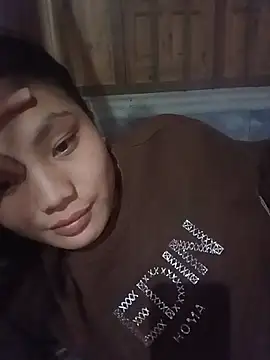 Hilary-123 webcam